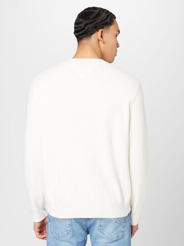 Pull-over Tommy Jeans en blanc