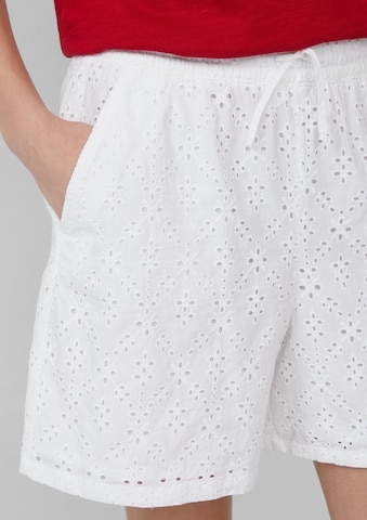 s.Oliver Loosefit Shorts in Weiß