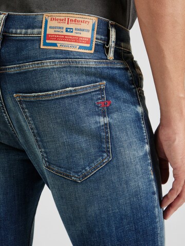 Coupe slim Jean '2019 D-STRUKT' DIESEL en bleu