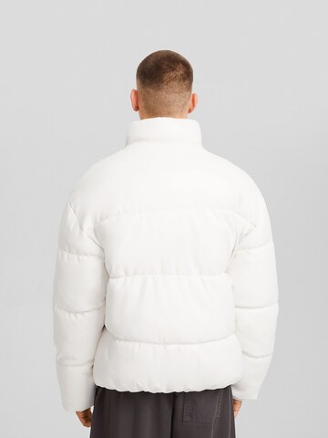 Veste mi-saison Bershka en blanc