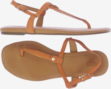 UGG Sandalen 43,5 in Orange: Vorderseite