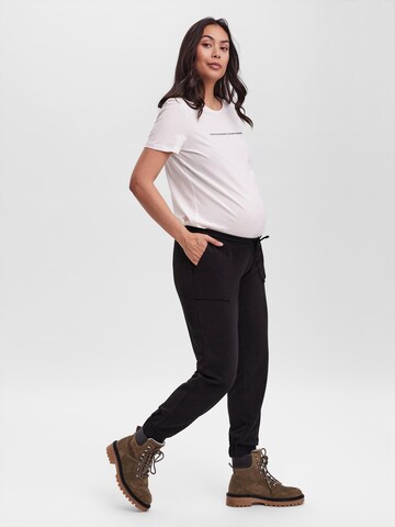 Vero Moda Maternity Дънки Tapered Leg Панталон 'Dagny' в черно