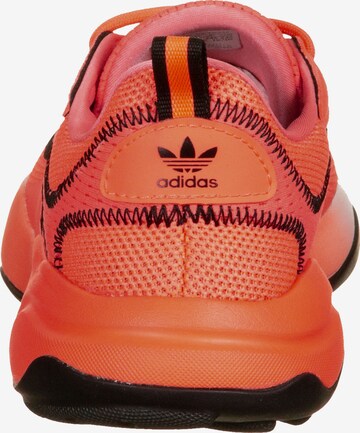 ADIDAS ORIGINALS Sneakers laag 'Haiwee' in Oranje