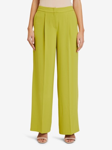 Vera Mont Regular Pleat-Front Pants in Green: front