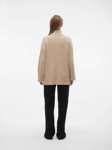 VERO MODA Sweater 'Gold Needle' in Beige