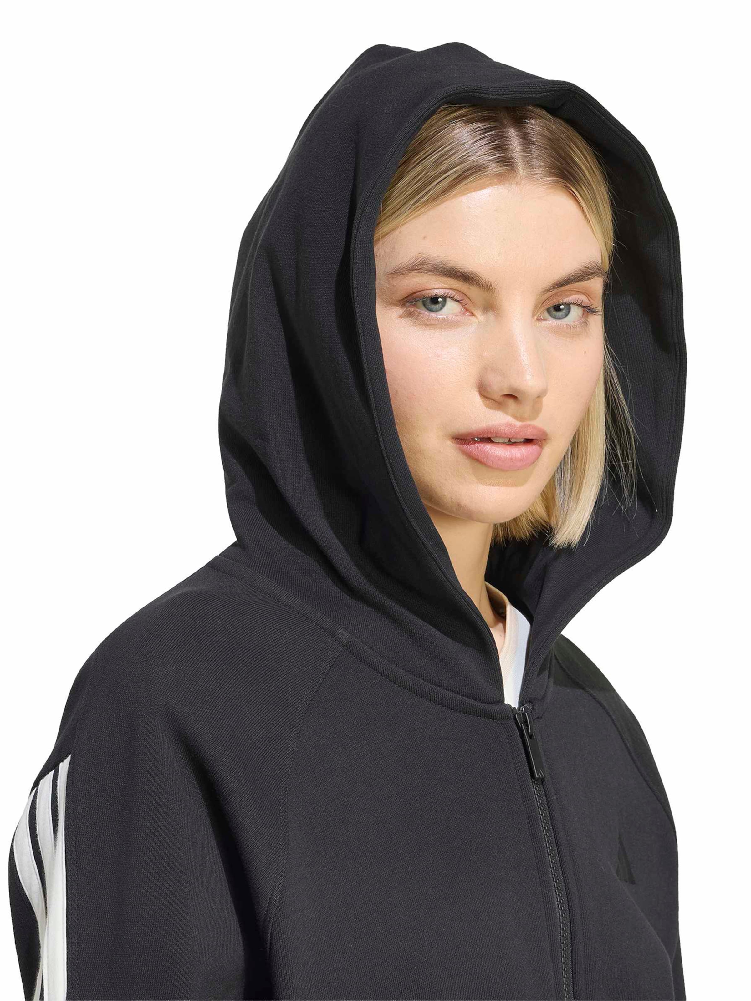 ADIDAS SPORTSWEAR Спортна жилетка с качулка 'AK' в черно