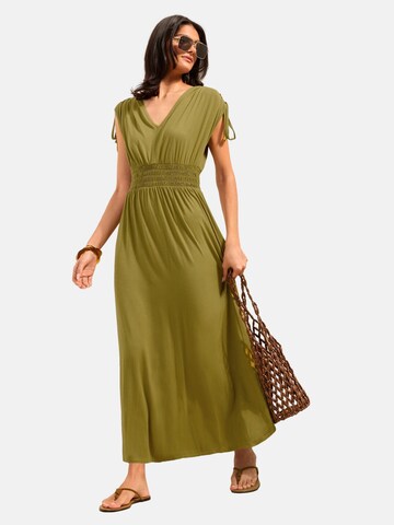 Friends Like These Dress in Green: front