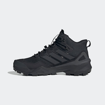 Botine 'Skychaser' de la ADIDAS TERREX pe negru