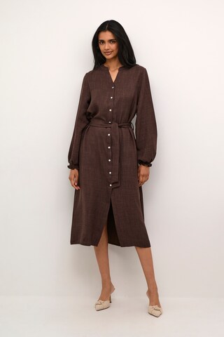Robe-chemise Kaffe en marron : devant