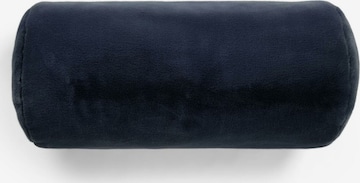 ESSENZA Pillow 'Furry' in Blue: front