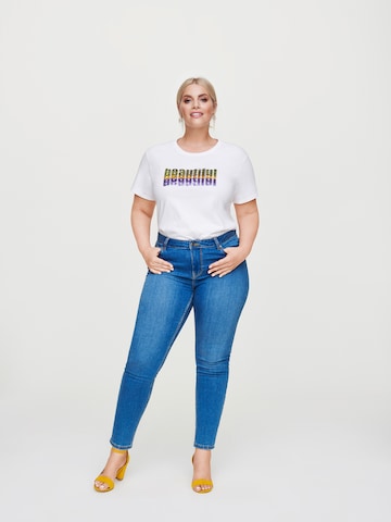 Skinny Jeans di Rock Your Curves by Angelina K. in blu