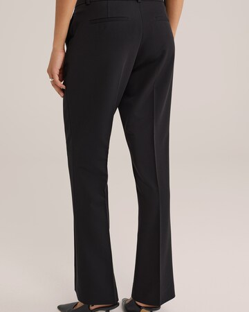 WE Fashion Flared Broek in Zwart