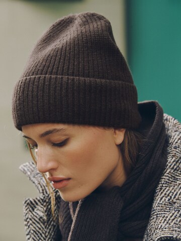 Next - Gorra en marrón