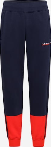 ADIDAS ORIGINALS Tapered Broek in Blauw: voorkant