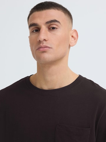 Tricou 'Durant' de la !Solid pe negru