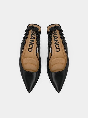 Escarpins à bride arrière 'Monroe' Bianco en noir