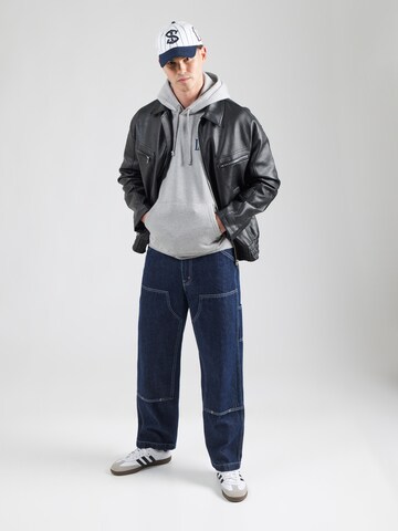LEVI'S ® - Sweatshirt 'Relaxed Graphic Hoodie' em cinzento