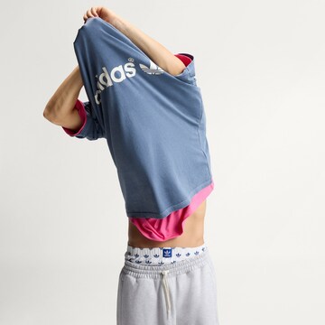 ADIDAS ORIGINALS - Camiseta 'AdiSignature NY' en azul