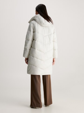 Veste d’hiver Calvin Klein en blanc