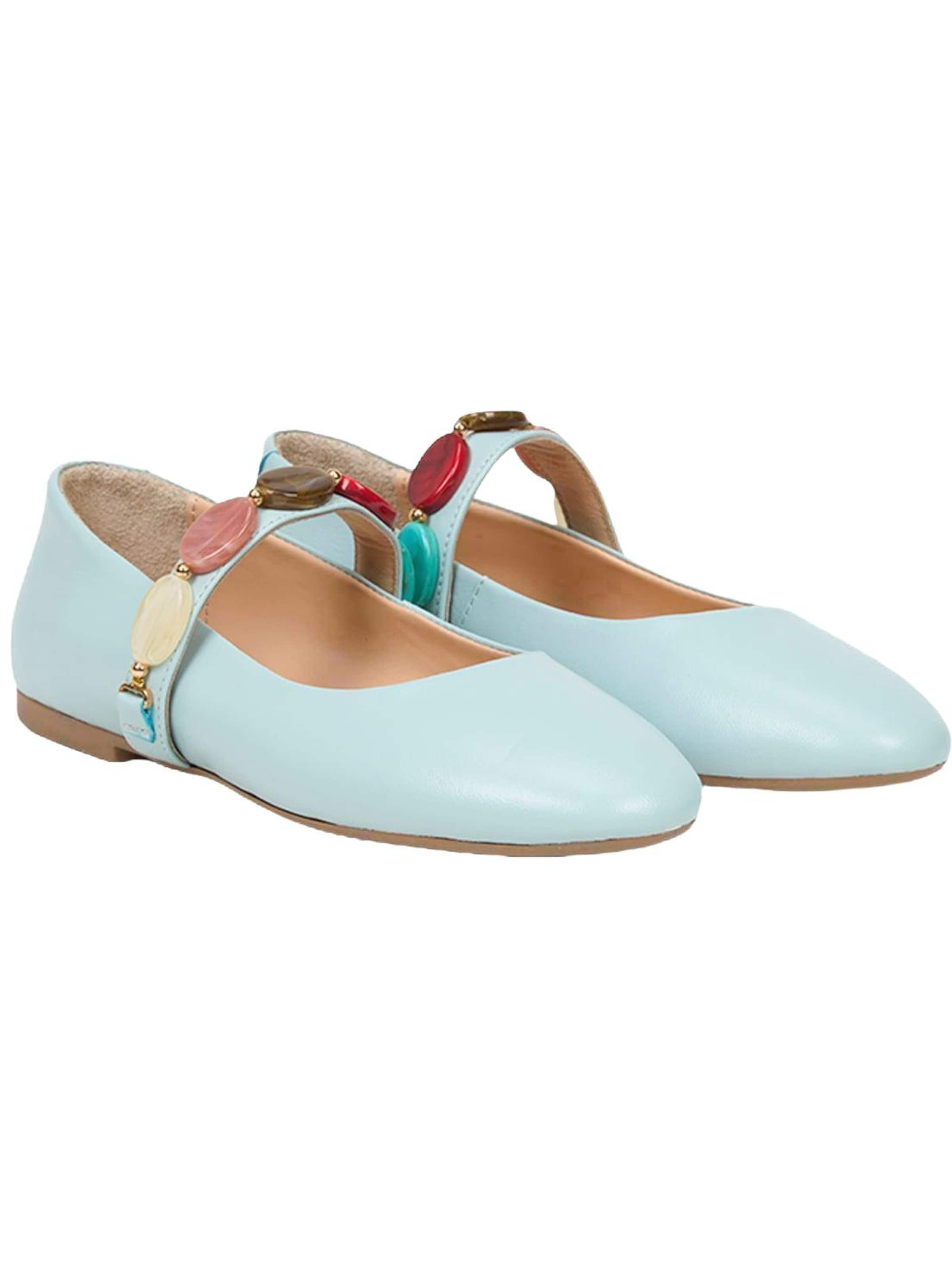 Desa Ballerina‌‌‌‌‌ in Blau