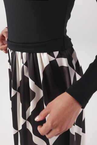 Aniston SELECTED Kleid in Schwarz