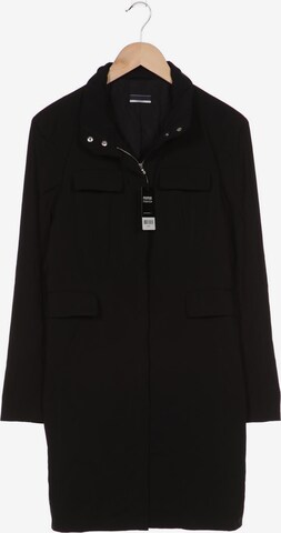 Orwell Jacket & Coat in S in Black: front