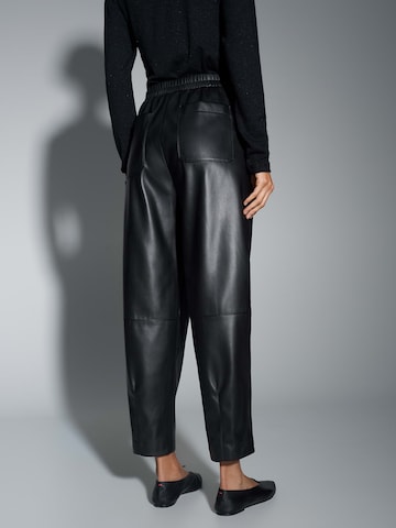 OPUS - Tapered Pantalón 'Myha' en negro