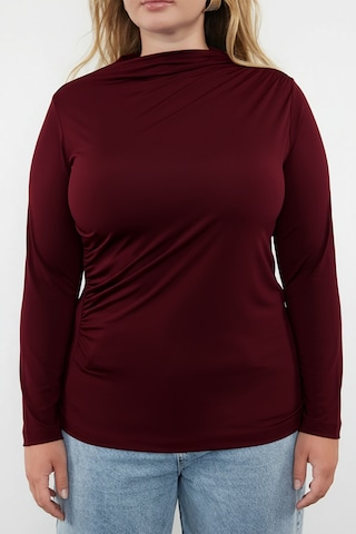Trendyol Curve Футболка в Красный