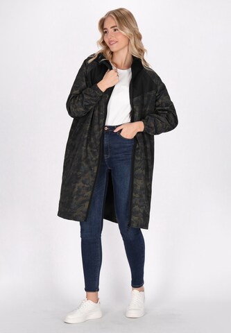 urban rain by Schmuddelwedda Outdoor coat in Green