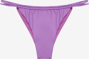 Bas de bikini Pull&Bear en violet : devant