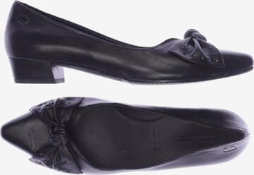 GERRY WEBER Flats & Loafers in 39 in Black: front