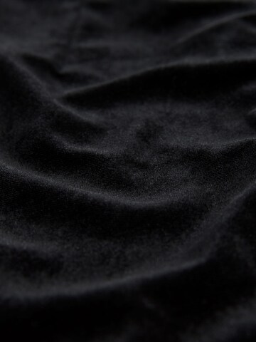 Next - Vestido en negro