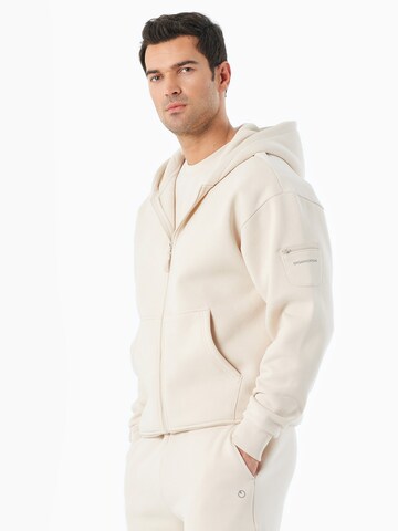 Organication Sweatjacke in Weiß