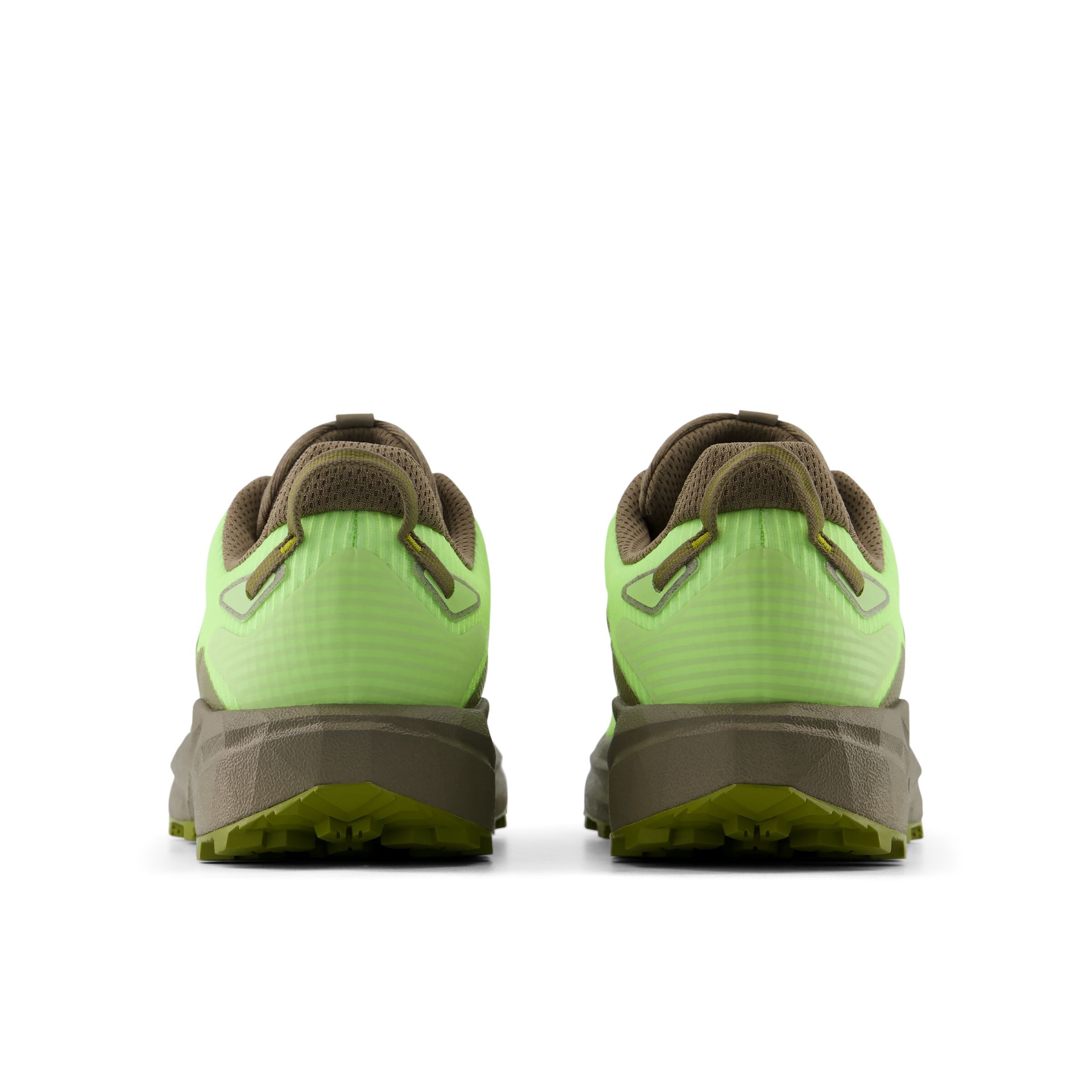 Chaussure de course 'FuelCell Rebel Trail' new balance en vert
