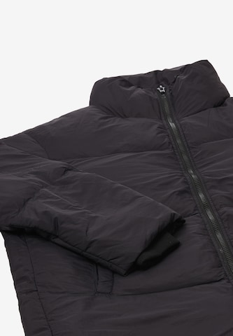 Palton de iarnă de la MYMO pe negru