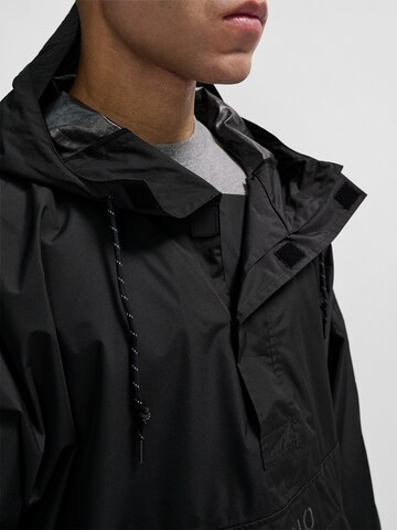 HALO Performance Jacket in Black