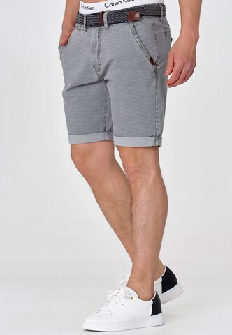 INDICODE JEANS Regular Shorts 'Caedmon' in Grau