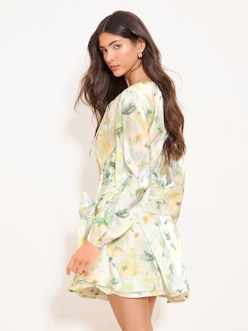 Robe Lipsy en vert