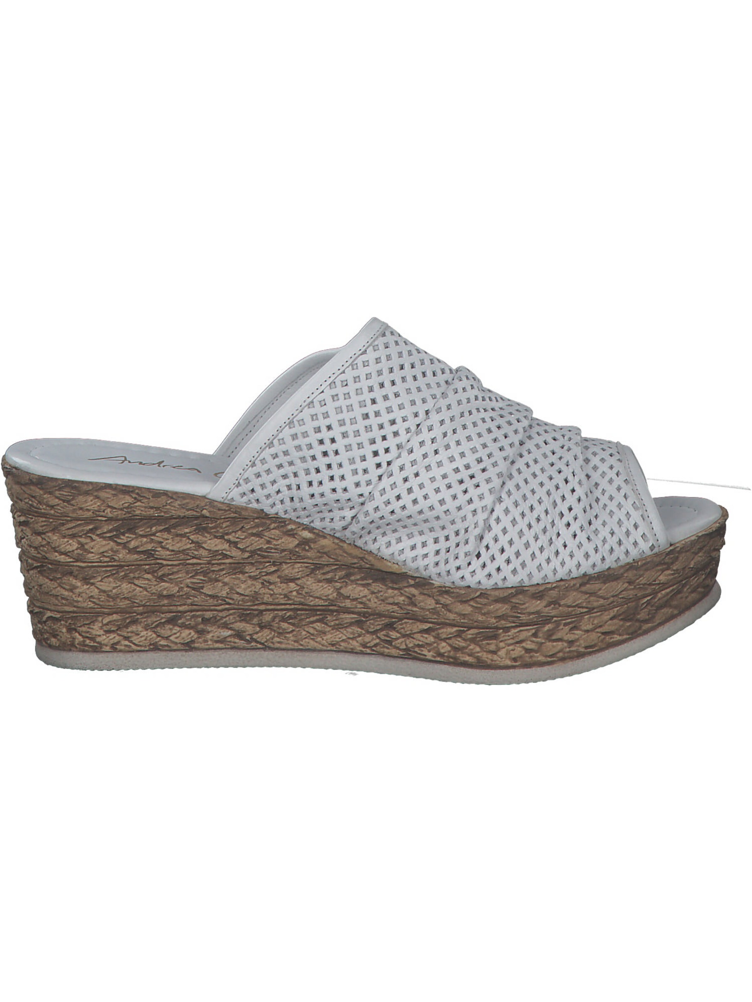 Esgano Pumps in White