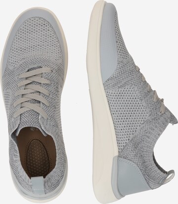 Baskets basses Bata en gris