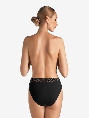 Hanro Panty ' Moments ' in Black: front