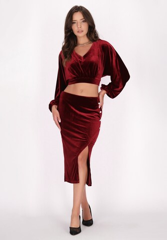 Camicia da donna di faina in rosso