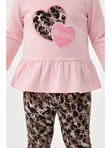 GUESS Set in Pink