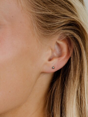 Luamaya Earrings 'Delicate Bead Studs' in Silver