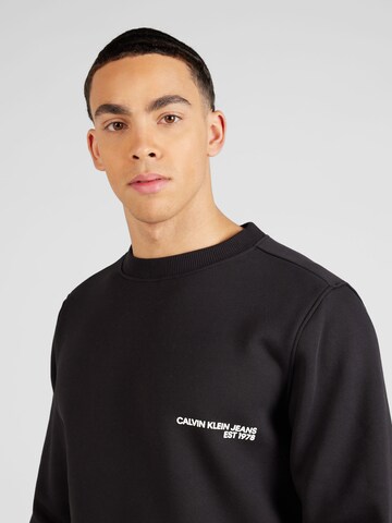 Calvin Klein Jeans Sweatshirt i svart