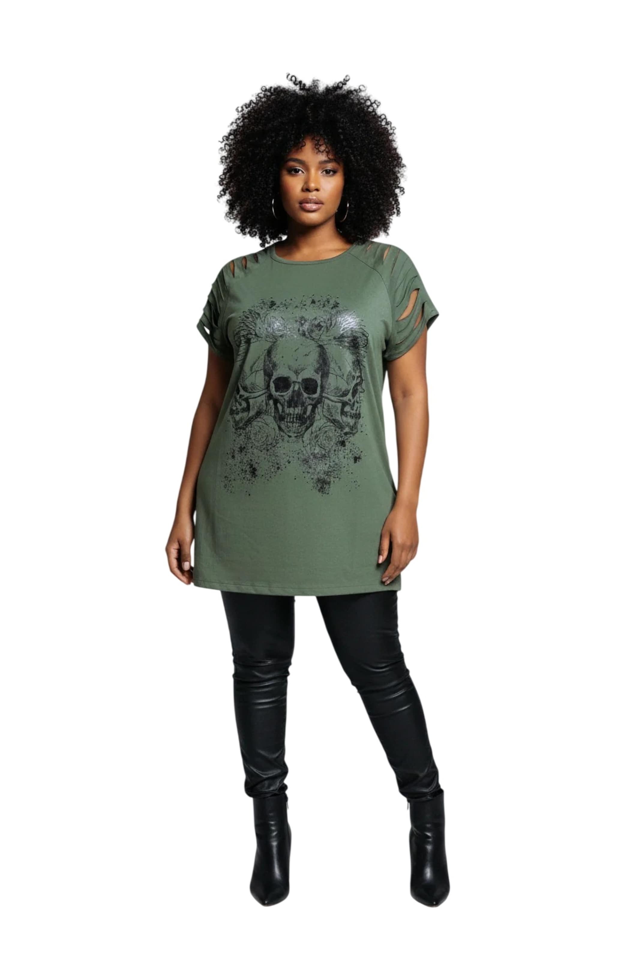 Shape Of You Shirt in Green: front