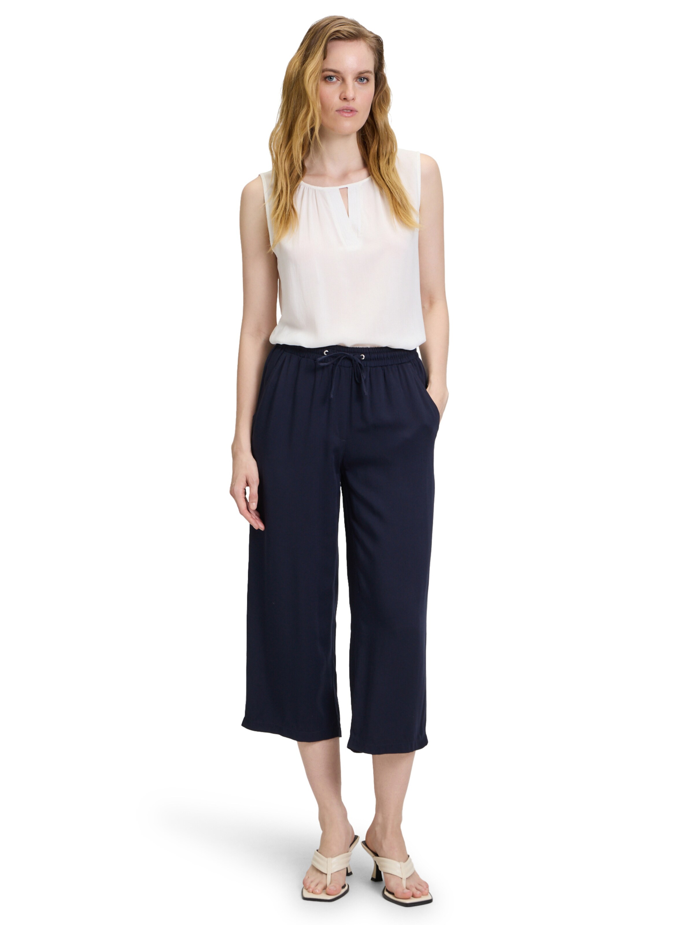 regular Pantaloni di Betty Barclay in blu