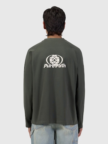 Pure Path Shirt in Green