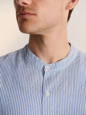 Guido Maria Kretschmer Men Regular fit Button Up Shirt 'Leo' in Blue