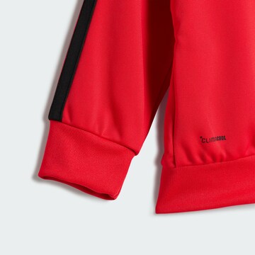 Survêtement 'Essentials' ADIDAS SPORTSWEAR en rouge